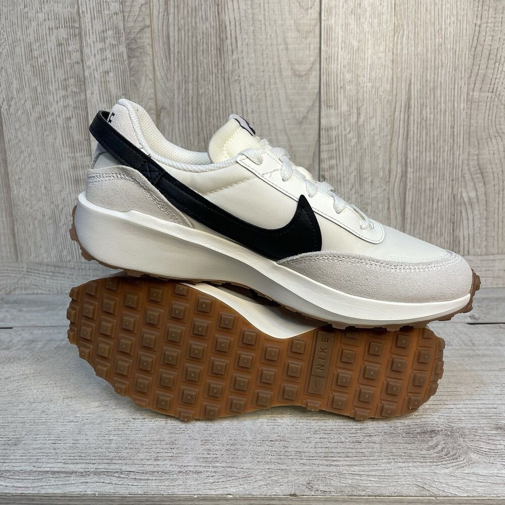 Nike Waffle Debut Women’s Sz 11 Running Sneakers Sail White Black Gum DH9523-109 - Picture 5 of 9
